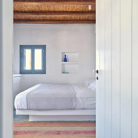 Center - Cycladic House On 3 Levels