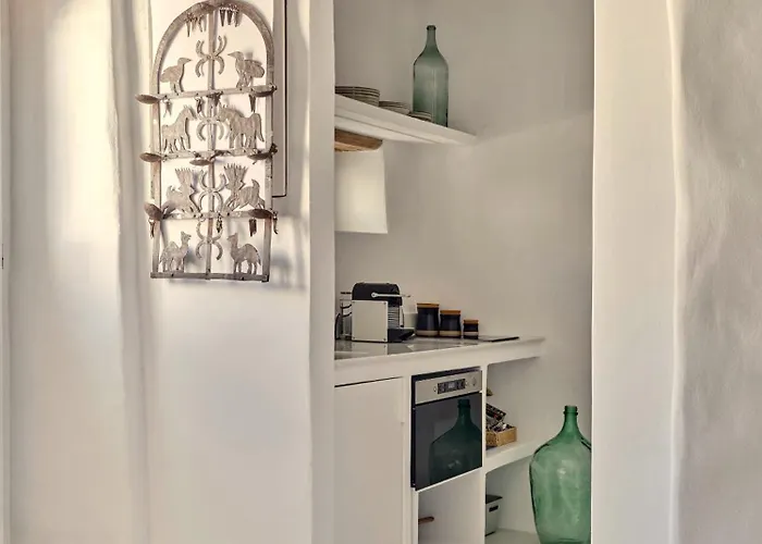 Nyaraló Center - Cycladic House On 3 Levels *